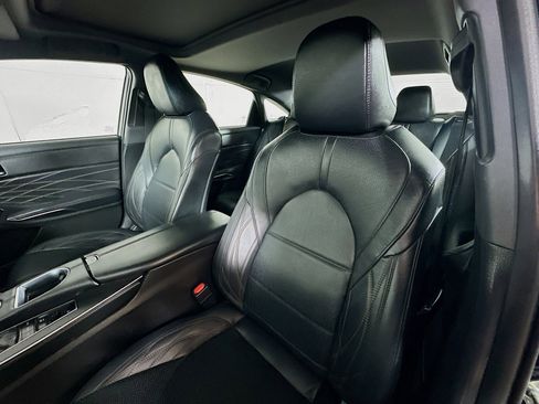 Used 2021 Toyota Avalon Limited w/ Advanced Safety Package image 21