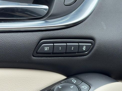 Used 2023 Buick Enclave Avenir w/ Avenir Technology Package image 16