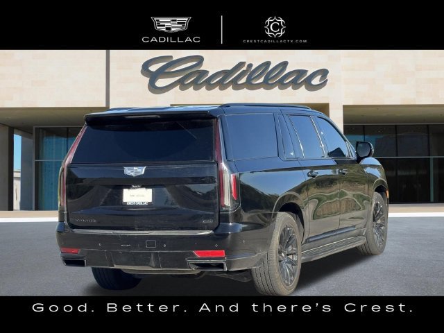 Used 2023 Cadillac Escalade ESV Sport Platinum w/ LPO, ONYX Package RWD image 3