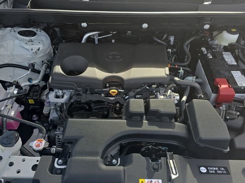 New 2025 Toyota RAV4 XLE image 29