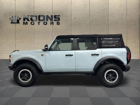 Used 2022 Ford Bronco Badlands image 4