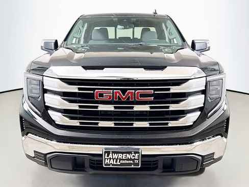 New 2026 GMC Sierra 1500 SLE w/ Preferred Package image 2