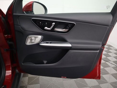 Certified 2026 Mercedes-Benz GLC 300 image 27