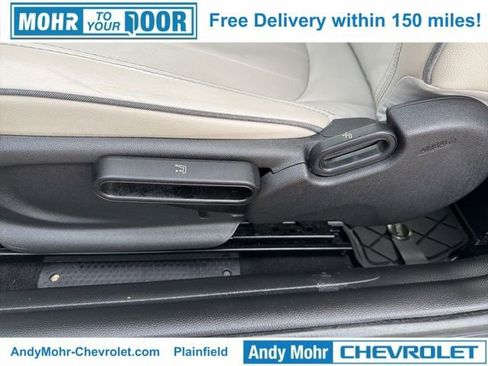 Used 2019 MINI Cooper 2-Door Hardtop w/ Signature Upholstery Package image 12