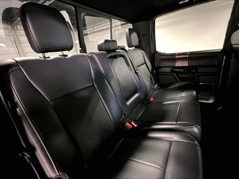 Used 2022 Ford F250 Lariat w/ Black Appearance Package AWD/4WD image 36