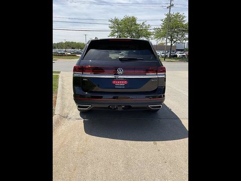 New 2026 Volkswagen Atlas SEL AWD/4WD image 4