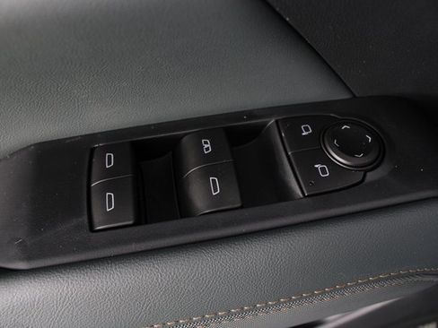 New 2026 GMC Terrain AT4 w/ Convenience Package III image 18