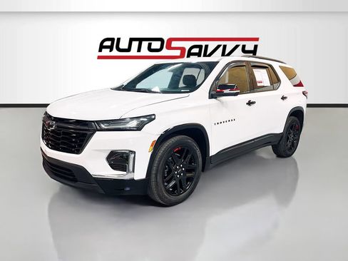 Used 2023 Chevrolet Traverse Premier w/ Redline Edition AWD/4WD image 3