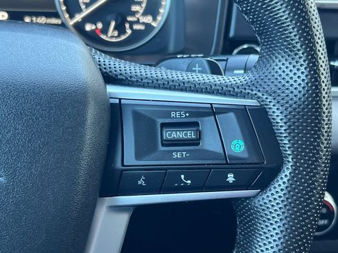 Used 2023 Mitsubishi Outlander SE image 29