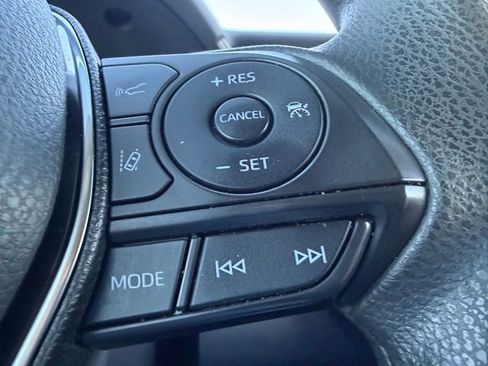 Used 2020 Toyota Camry LE w/ Fleet Convenience Package FWD image 19