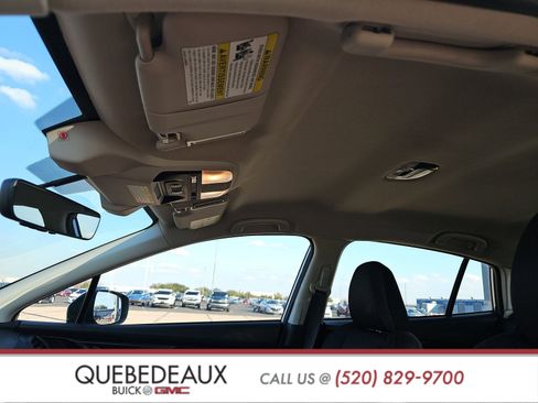 Used 2022 Subaru Impreza Premium image 11