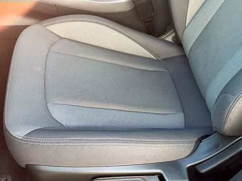 Used 2025 Subaru Crosstrek 2.0i Premium AWD/4WD image 18