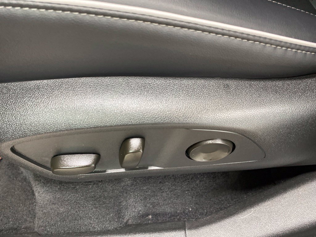 Used 2026 Buick Enclave Sport Touring AWD/4WD image 40