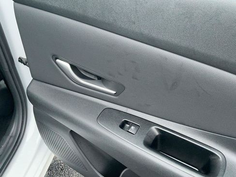 Certified 2024 Hyundai Elantra SEL w/ Convenience Package FWD image 32