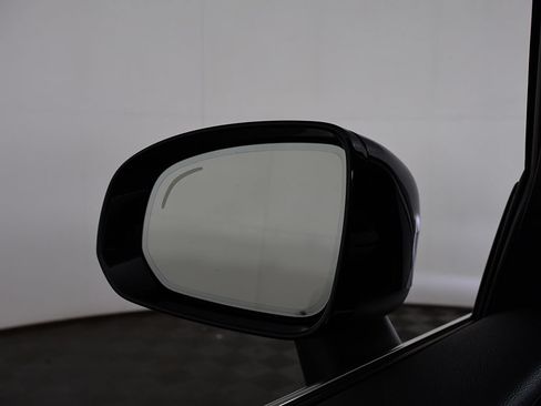 Used 2022 Volvo XC60 B5 Momentum AWD/4WD image 38