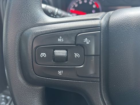 Used 2024 Chevrolet Silverado 1500 Custom image 15