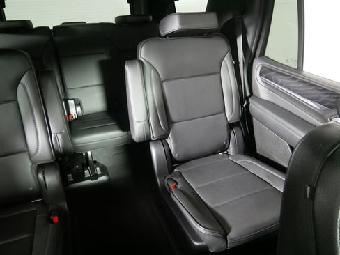 Used 2022 GMC Yukon Denali image 14