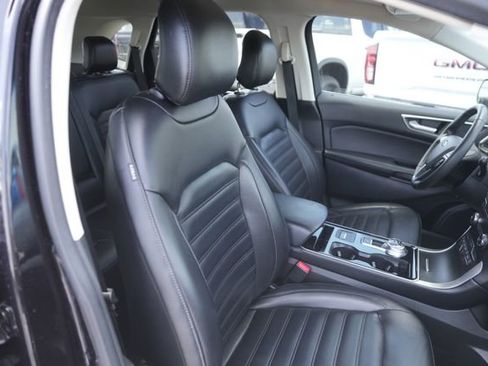 Certified 2019 Ford Edge SEL w/ Equipment Group 201A image 19