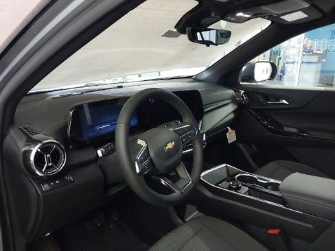 New 2026 Chevrolet Equinox LT w/ Safety and Technology Package image 17