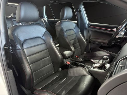 Used 2017 Volkswagen GTI Autobahn FWD image 17
