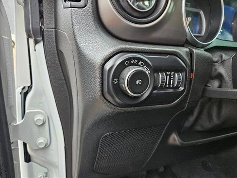 Used 2019 Jeep Wrangler Unlimited Sport S AWD/4WD image 25