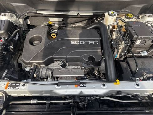 Certified 2021 Chevrolet Equinox LT image 10