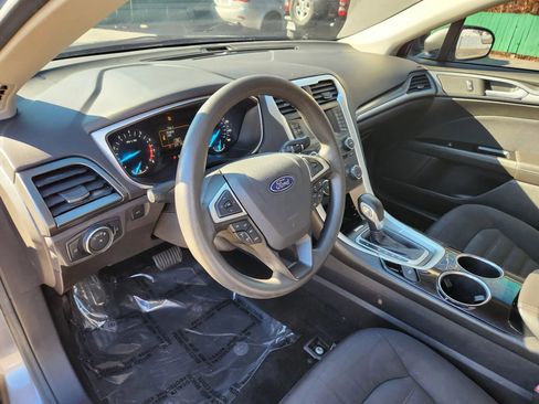 Used 2013 Ford Fusion SE image 22