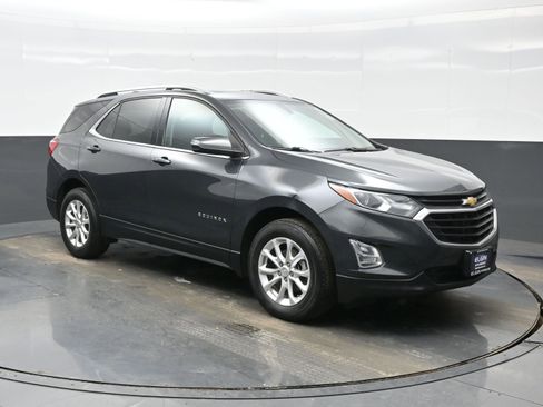 Used 2018 Chevrolet Equinox LT w/ Sun & Infotainment Package image 8