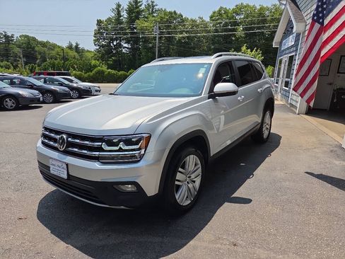 Used 2019 Volkswagen Atlas SE w/ Panoramic Sunroof Package AWD/4WD image 3