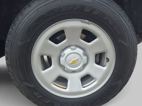 Used 2022 Chevrolet Colorado W/T AWD/4WD image 34