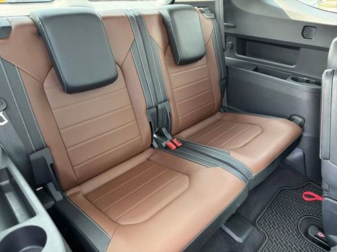 Used 2021 Volkswagen Atlas SEL Premium AWD/4WD image 24