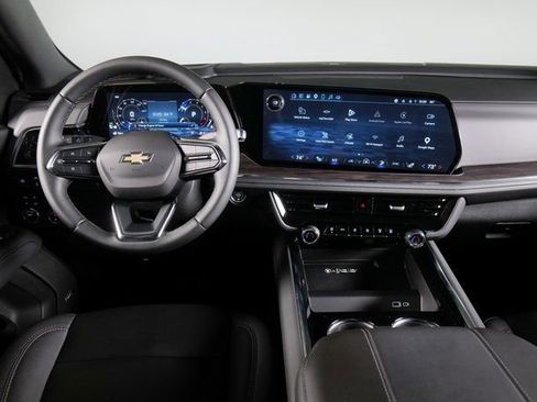 Used 2025 Chevrolet Tahoe LT w/ Comfort Package image 11