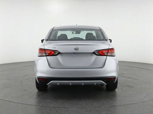 Used 2025 Nissan Versa SV image 7