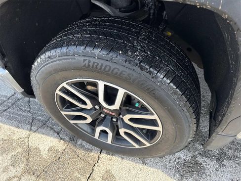 Used 2023 GMC Sierra 1500 AT4 w/ AT4 Premium Package image 32