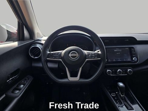 Used 2023 Nissan Kicks SV FWD image 10