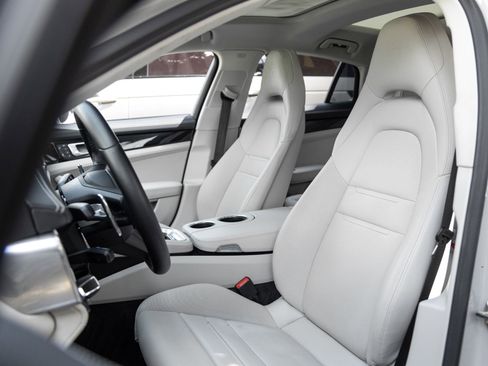 Certified 2023 Porsche Panamera 4S AWD/4WD image 5