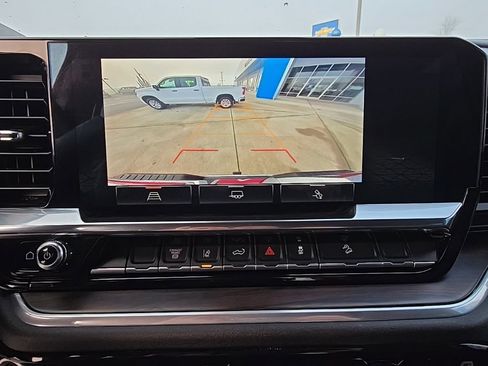 Used 2025 GMC Sierra 3500 SLT w/ X31 Off-Road Package image 15