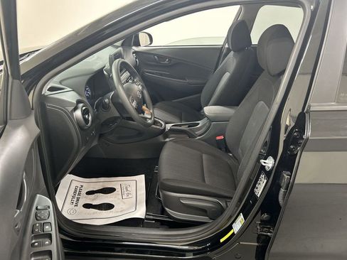 Used 2022 Hyundai Kona SEL AWD/4WD image 9