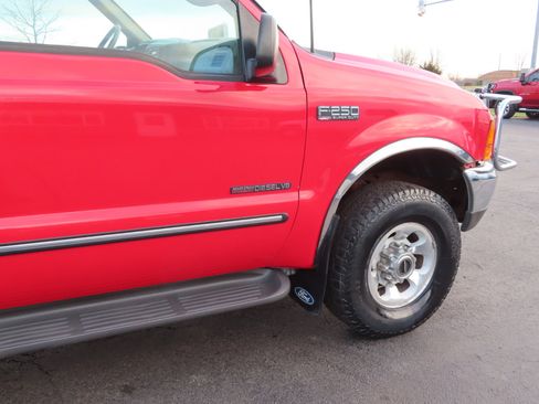 Used 1999 Ford F250 Lariat image 26