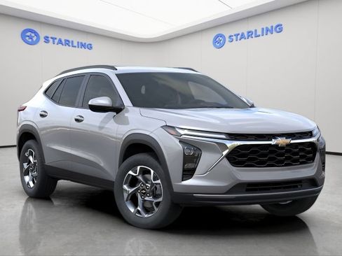 New 2026 Chevrolet Trax LT w/ Driver Confidence Package FWD image 7