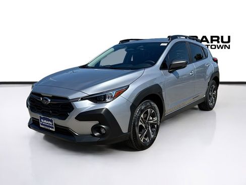 Used 2026 Subaru Crosstrek 2.0i Premium AWD/4WD image 3