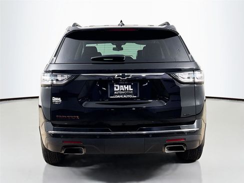 Used 2020 Chevrolet Traverse Premier w/ Redline Edition AWD/4WD image 12