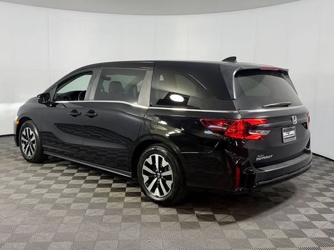 Used 2025 Honda Odyssey EX-L image 8