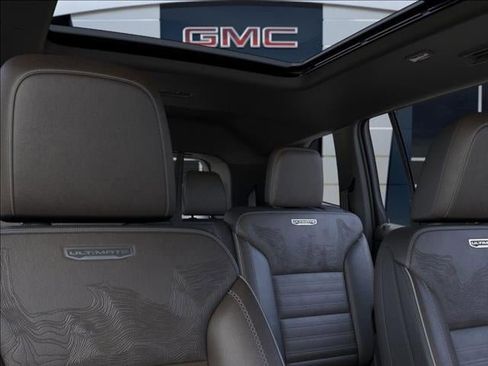 New 2026 GMC Acadia Denali Ultimate AWD/4WD image 24