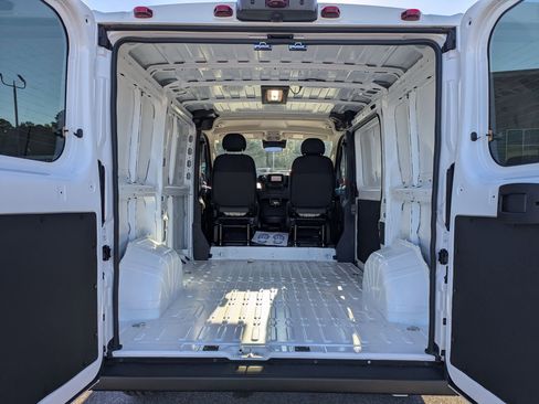 New 2026 RAM ProMaster 1500 w/ Convenience Group image 20