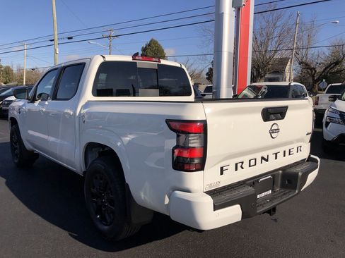 New 2026 Nissan Frontier SV image 12