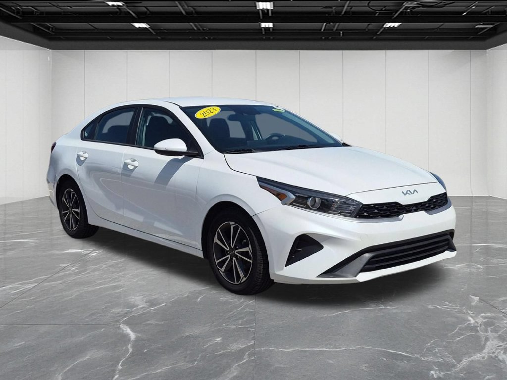 Used 2023 Kia Forte LXS FWD image 7