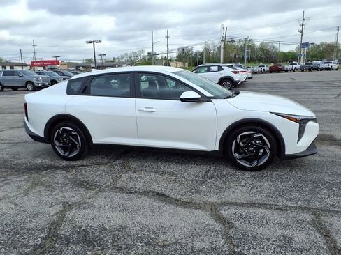 Used 2025 Kia K4 EX FWD image 11