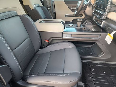 New 2026 GMC Hummer EV SUV AWD/4WD image 9
