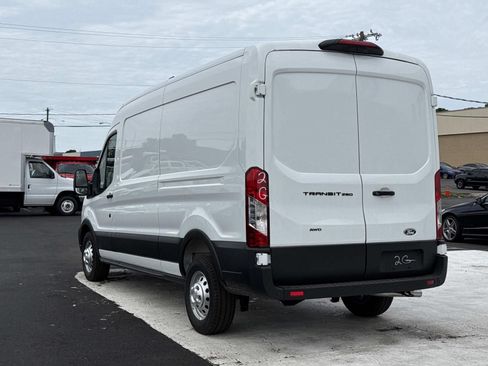 New 2026 Ford Transit 250 148 Medium Roof Extended AWD w/ Load Area Protection Package image 5